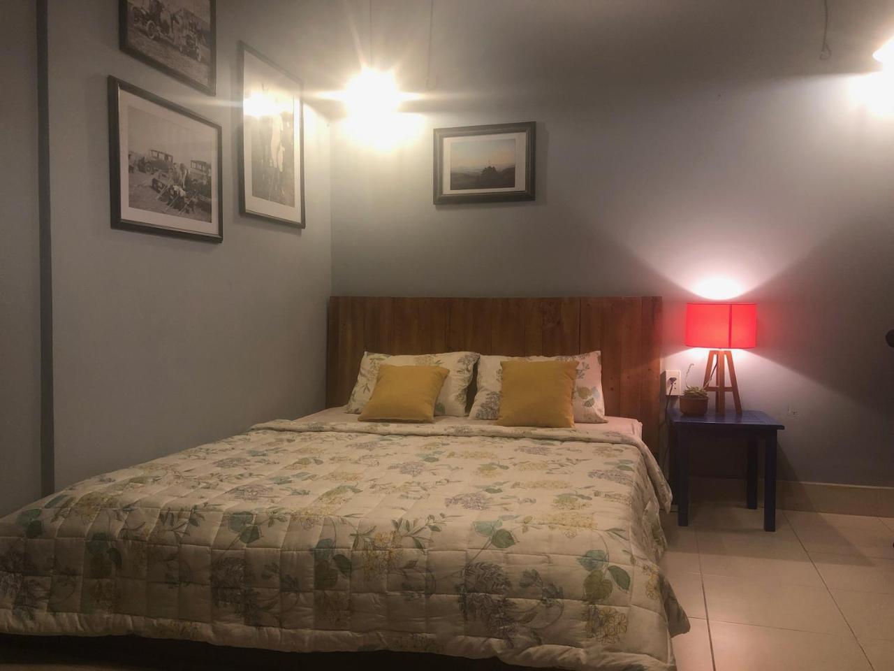 Coco Hostel Ho Chi Minh-stad Buitenkant foto